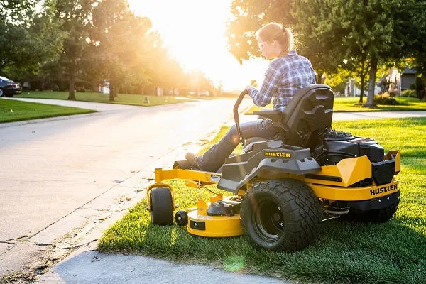 Hustler Raptor XD 42" Residential Zero-Turn Mower w/ Kawasaki FR651 (21.5HP)