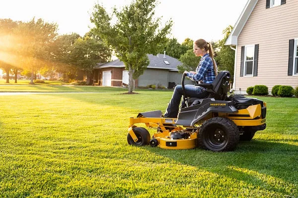 Hustler Raptor XD 42" Residential Zero-Turn Mower w/ Kawasaki FR651 (21.5HP)