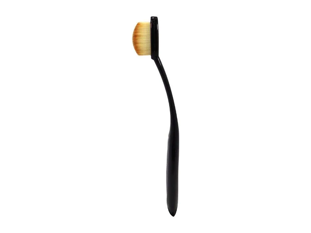 Or Bleu Curved Makeup Brush With Thin Head